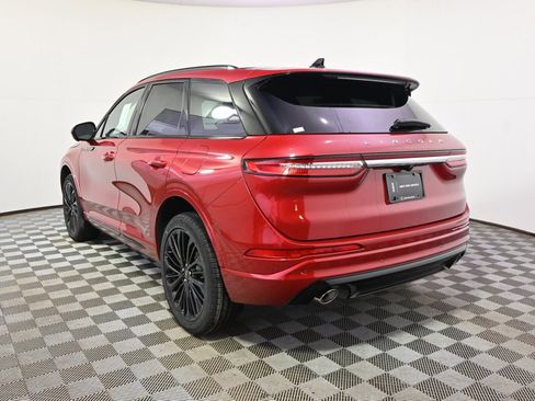 New 2026 Lincoln Corsair Premiere image 4