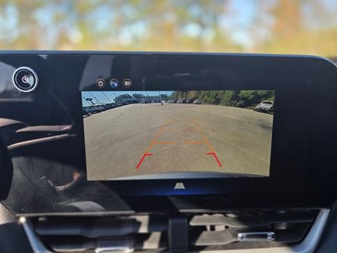 Used 2025 Chevrolet Equinox LT image 23