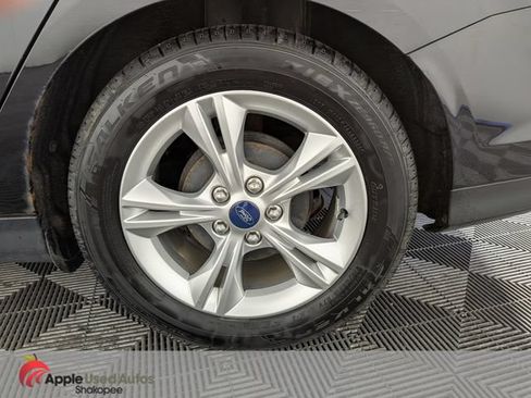 Used 2014 Ford Focus SE w/ SE Winter Package FWD image 37