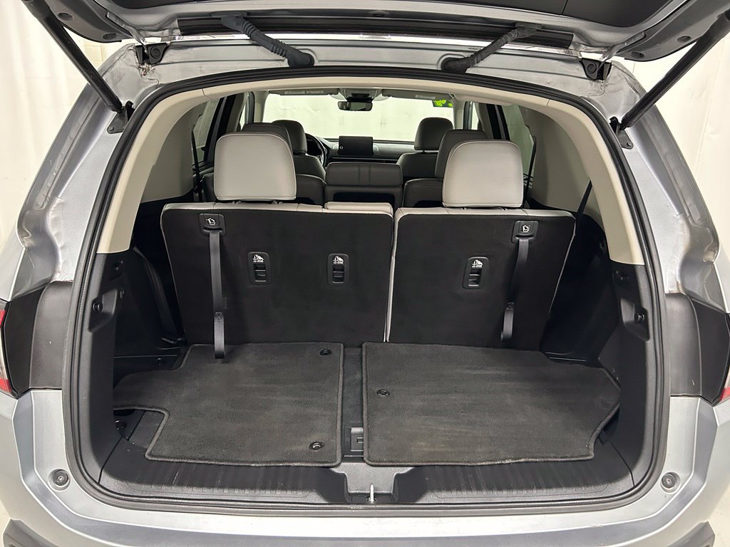 Certified 2024 Honda Pilot Touring image 11