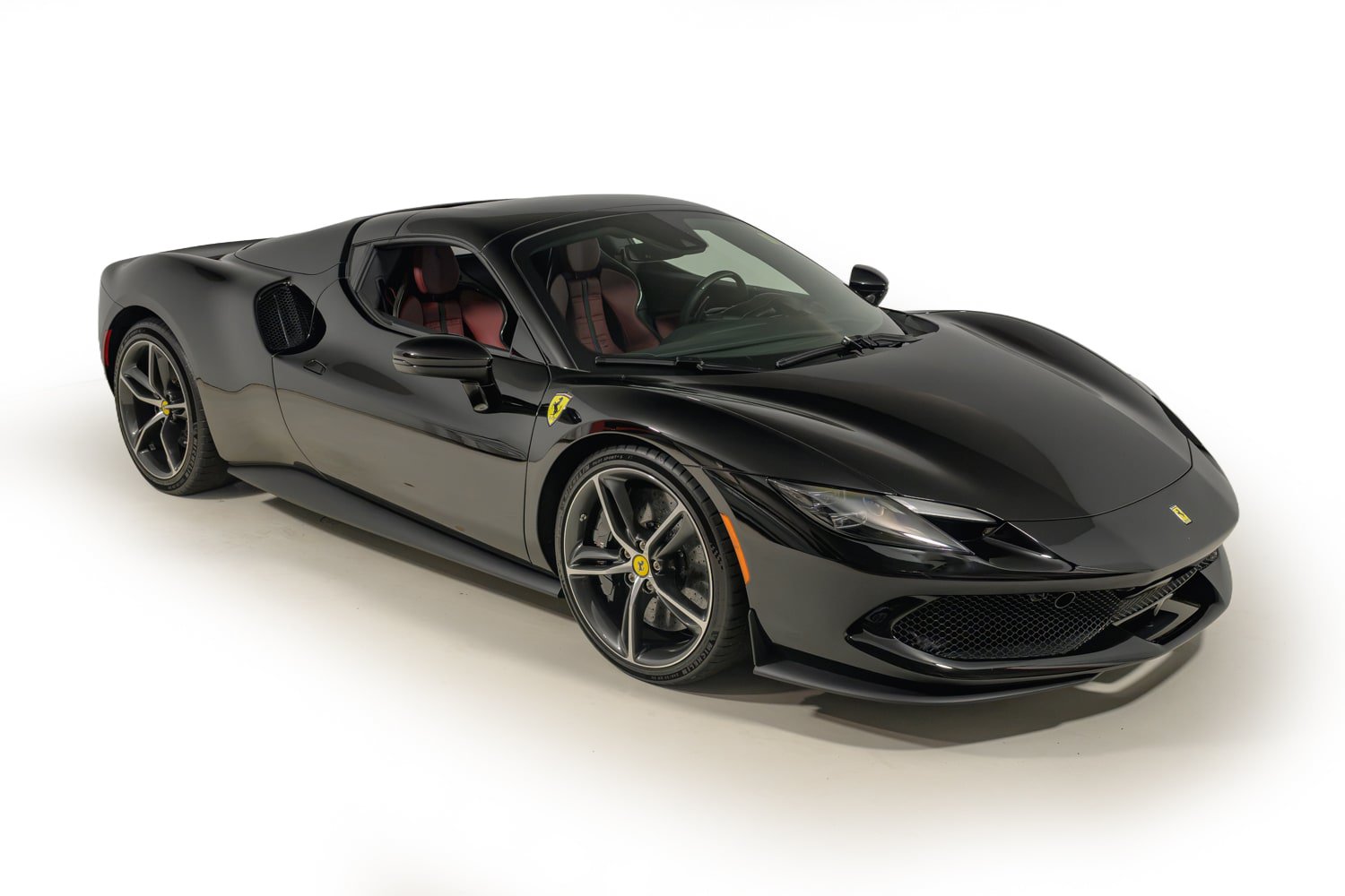 Used 2024 Ferrari 296 GTS RWD image 18