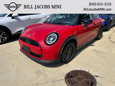 Used 2026 MINI Cooper 2-Door Hardtop FWD image 1