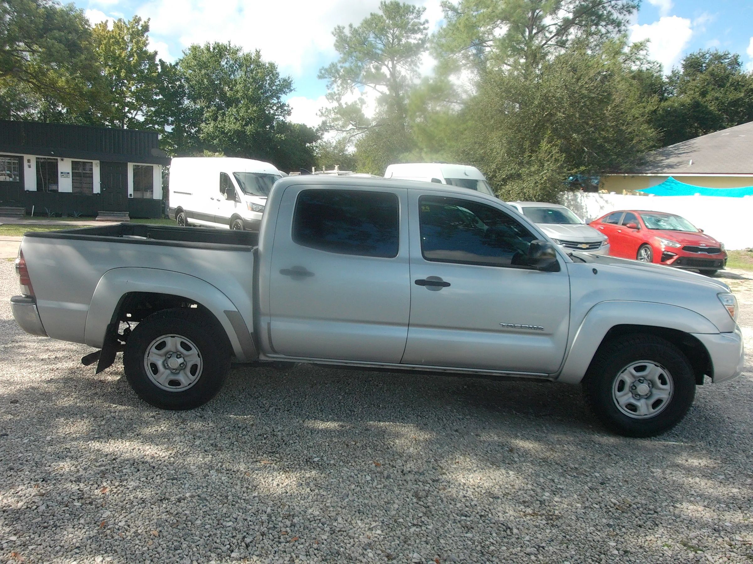 Used 2012 Toyota Tacoma 2WD Double Cab w/ SR5 Pkg image 4