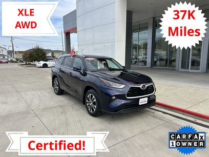 Certified 2021 Toyota Highlander XLE