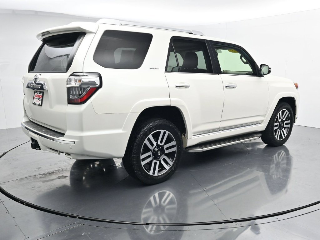 Used 2017 Toyota 4Runner Limited AWD/4WD image 8