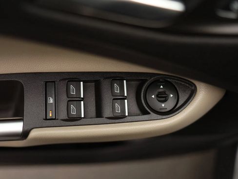 Used 2019 Ford Escape SEL AWD/4WD image 11