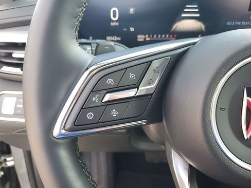 Certified 2025 Buick Enclave Preferred image 28