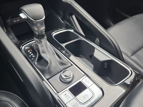 Used 2022 Kia Telluride LX FWD image 26