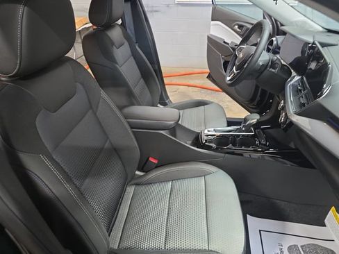 New 2026 Chevrolet Trax LT w/ Driver Confidence Package FWD image 11