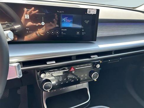 New 2026 Hyundai Ioniq 9 SEL image 17