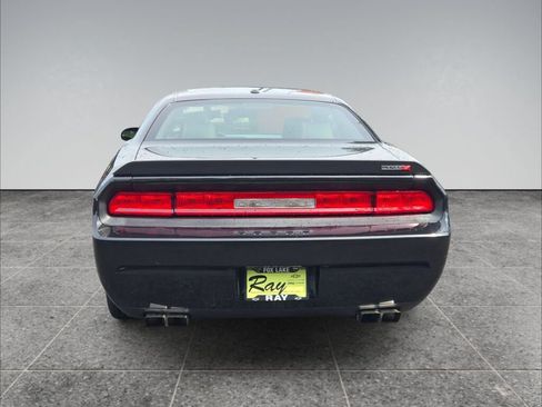 Used 2009 Dodge Challenger SRT8 RWD image 8