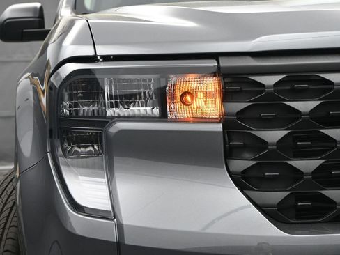 New 2026 Ford Maverick XL AWD/4WD image 11