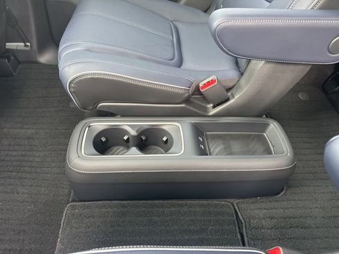 New 2026 INFINITI QX80 4WD image 9