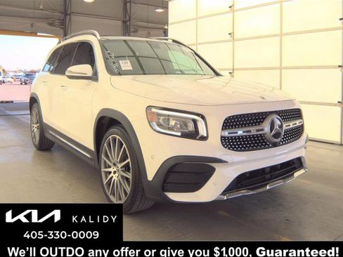 Used 2022 Mercedes-Benz GLB 250 image 1