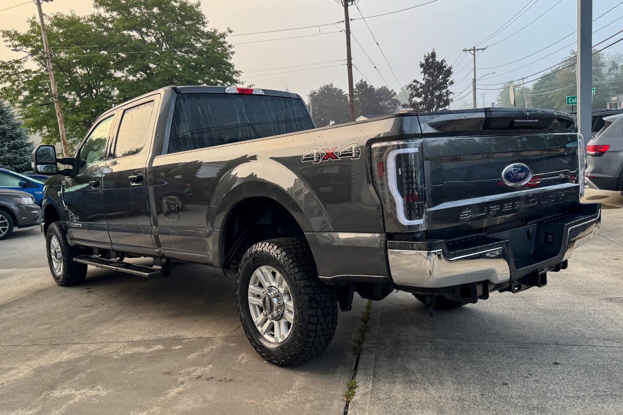 Used 2019 Ford F250 XLT AWD/4WD image 5