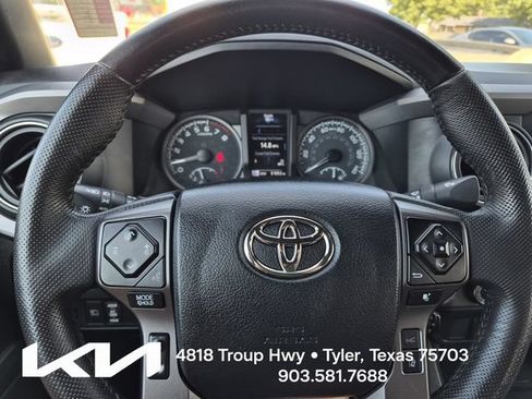 Used 2023 Toyota Tacoma TRD Off-Road AWD/4WD image 28