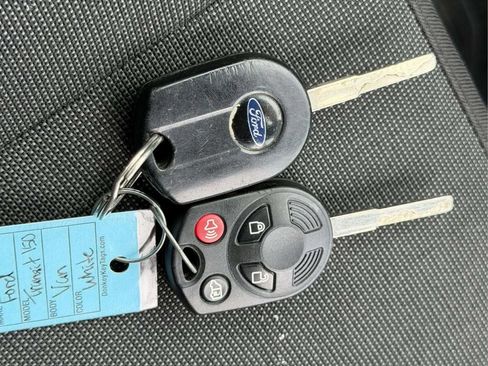 Used 2018 Ford Transit 150 130 Medium Roof RWD image 28