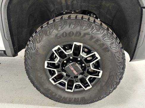Used 2026 GMC Sierra 2500 AT4X AWD/4WD image 63