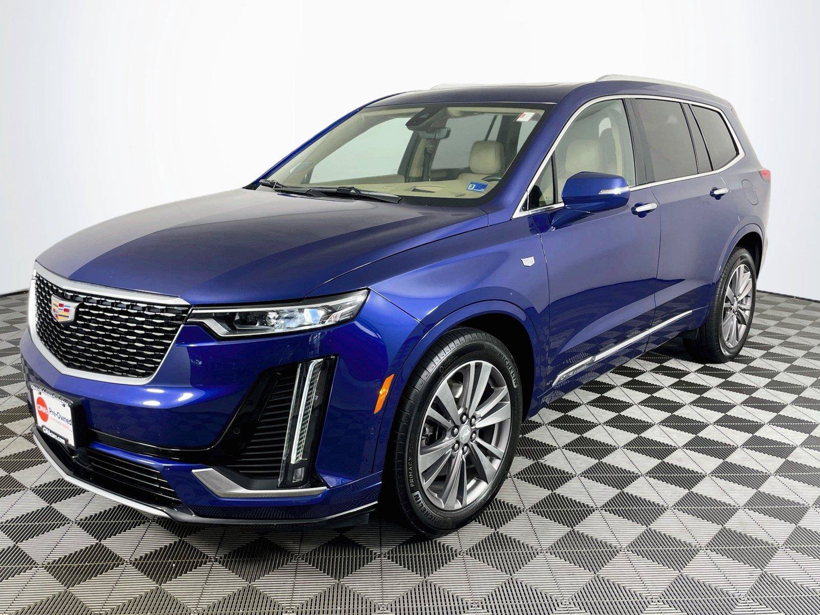 Used 2023 Cadillac XT6 Premium Luxury w/ Platinum Package AWD/4WD image 3