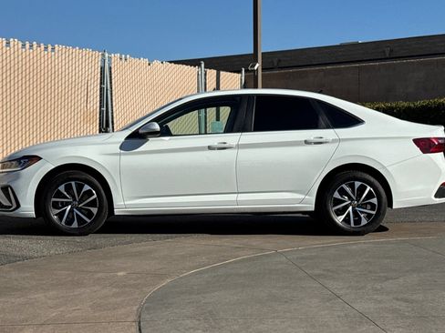 Used 2025 Volkswagen Jetta S FWD image 7