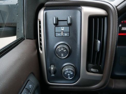 Used 2015 GMC Sierra 3500 Denali w/ Duramax Plus Package image 26