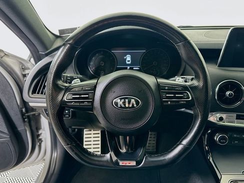 Used 2021 Kia Stinger GT2 image 11