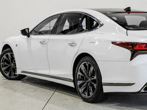 Used 2021 Lexus LS 500 F Sport w/ Accessory Package (Z2) image 13
