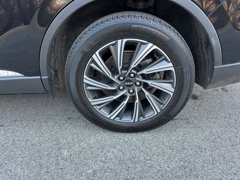 Used 2025 Lincoln Aviator AWD image 13