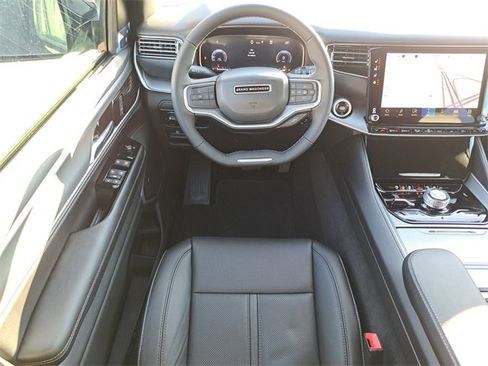 New 2026 Jeep Grand Wagoneer Base image 13