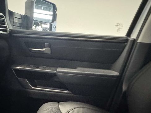 Used 2023 Toyota Tundra Limited AWD/4WD image 34