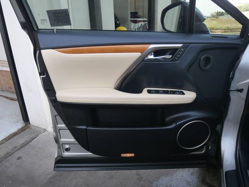 Certified 2022 Lexus RX 350 FWD w/ Premium Package image 16