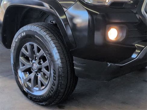 Used 2023 Toyota Tacoma SR5 image 11