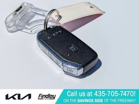 Used 2022 Kia Telluride EX w/ EX Premium Package AWD/4WD image 34