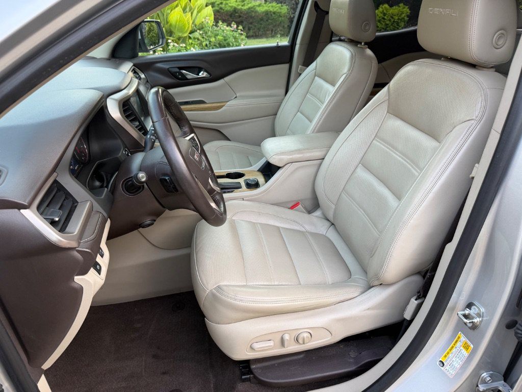 Used 2017 GMC Acadia Denali FWD image 17