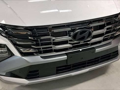 Used 2025 Hyundai Tucson Limited image 31