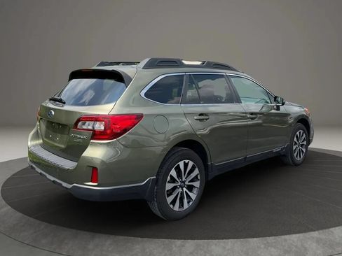 Used 2015 Subaru Outback 3.6R Limited AWD/4WD image 5
