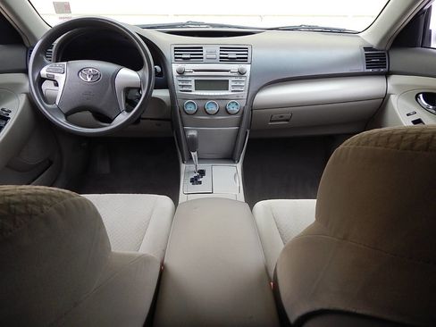 Used 2007 Toyota Camry LE image 12