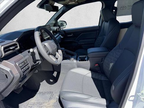 New 2026 Toyota Tacoma TRD Off-Road AWD/4WD image 11