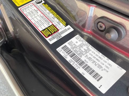 Used 2024 Toyota Tundra Capstone AWD/4WD image 35