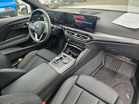 Used 2024 BMW 230i Coupe w/ Convenience Package RWD image 26