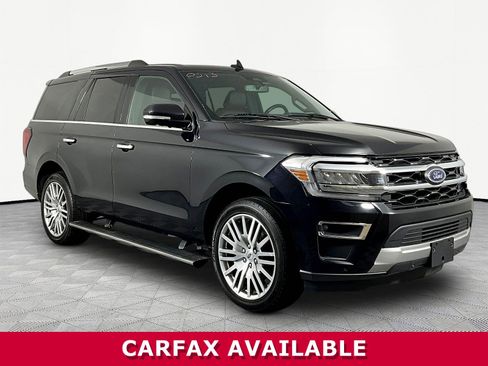 Used 2024 Ford Expedition Limited AWD/4WD image 3