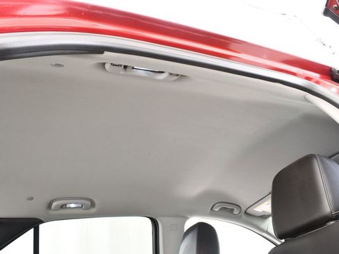 Used 2019 Chevrolet Equinox Premier AWD/4WD image 18