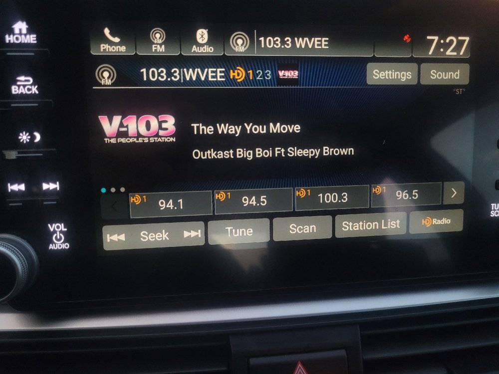Used 2018 Honda Accord EX-L image 25
