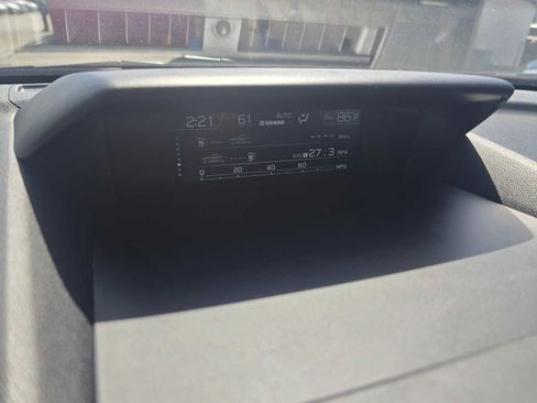 Used 2023 Subaru Crosstrek 2.5i Limited image 29