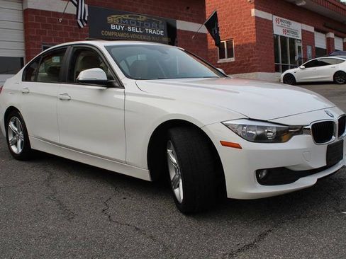 Used 2014 BMW 320i xDrive Sedan AWD/4WD image 7