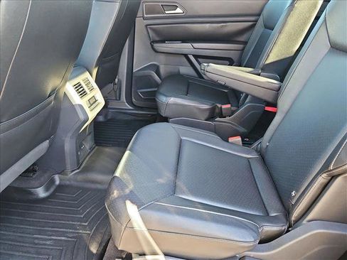 Used 2019 Volkswagen Atlas SEL image 18