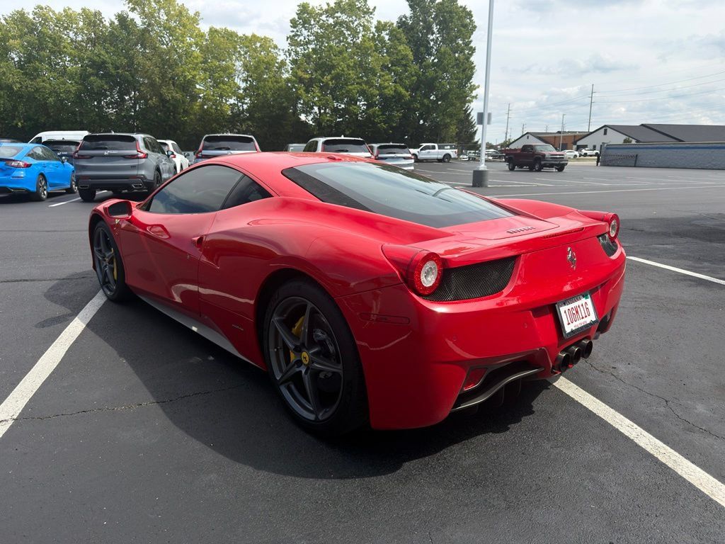 Used 2011 Ferrari 458 Italia Coupe RWD image 3
