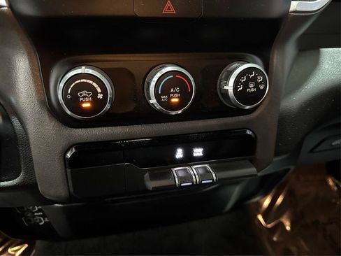 Used 2021 RAM 1500 Big Horn AWD/4WD image 25