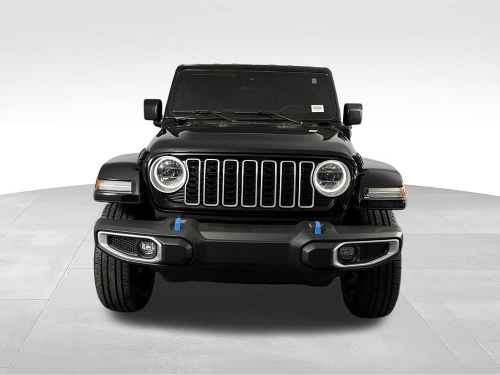 Used 2024 Jeep Wrangler Unlimited Sahara w/ Safety Group AWD/4WD image 3