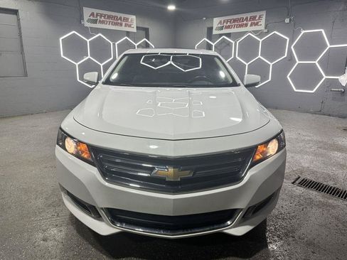 Used 2017 Chevrolet Impala LT w/ Leather Package FWD image 9